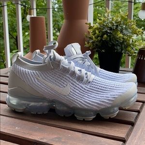 Nike Air Vapormax ‘Pure Platinum’